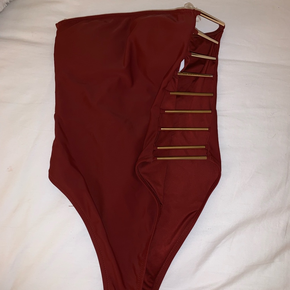 NWT💫 FOREVER 21 one piece swimsuit